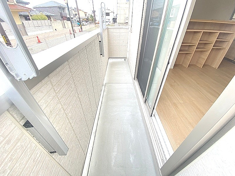 エムライズ大蔵中町の内装写真