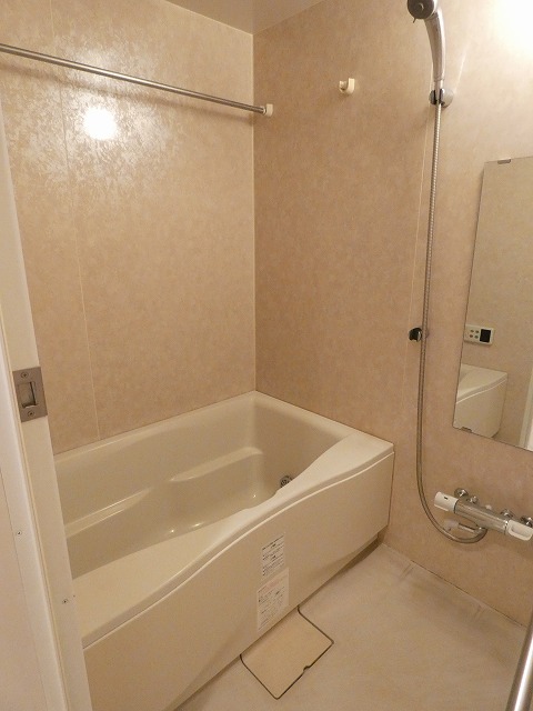 バス・シャワールーム　バス※別部屋参考写真