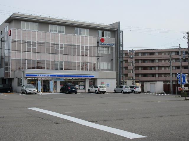 コンビニ　ローソン 金沢間明町店（コンビニ）まで618m