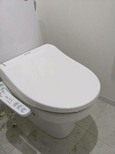 トイレ　ウォシュレット設置済みです！