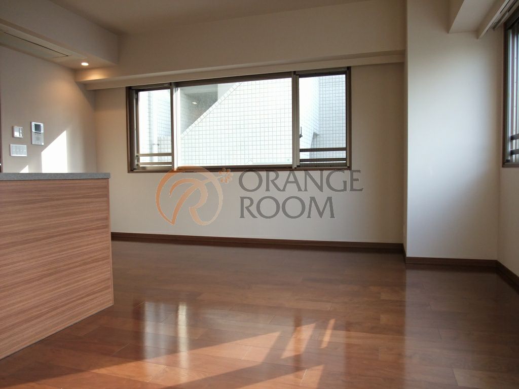 居室・リビング　パークキューブ春日安藤坂