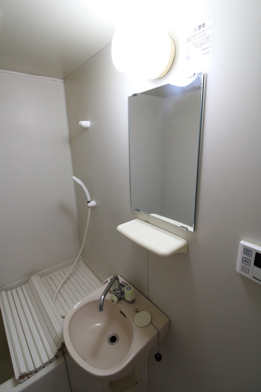 洗面設備　※同物件、別部屋になります。
