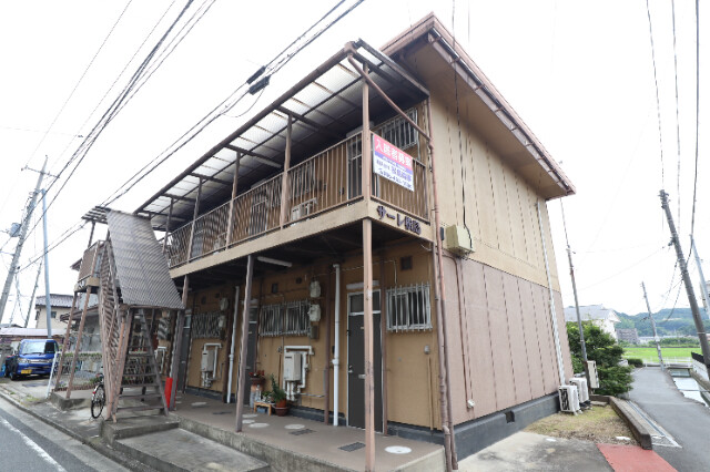 サーレ松島の建物外観