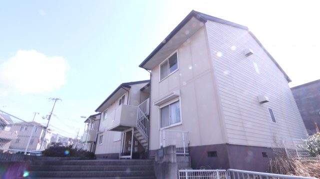 神戸市西区今寺のアパートの建物外観