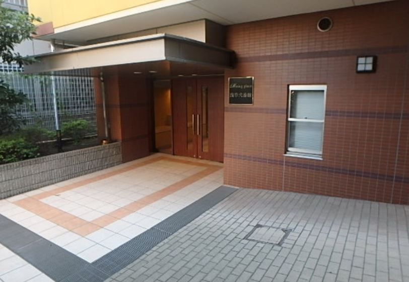 エントランス　★高級感あるエントランス★