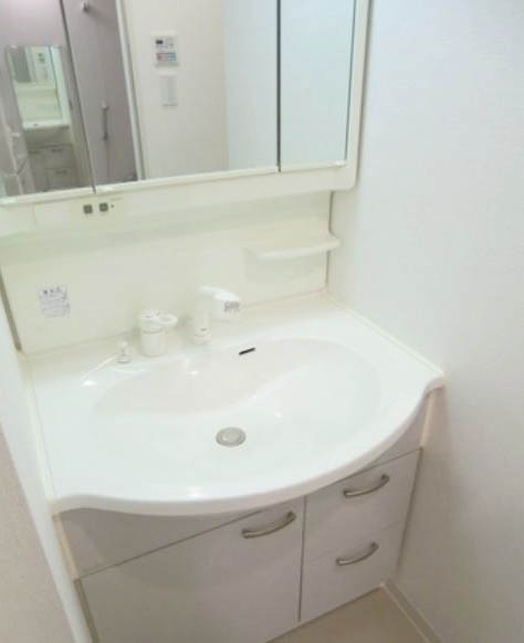 洗面設備　★収納付き、独立洗面台★