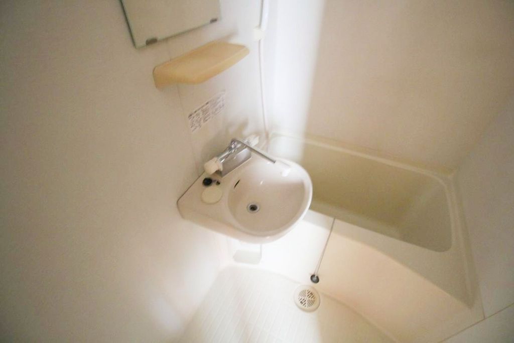バス・シャワールーム　バス
