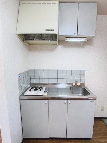 キッチン　2024年4月撮影※現況を優先致します。