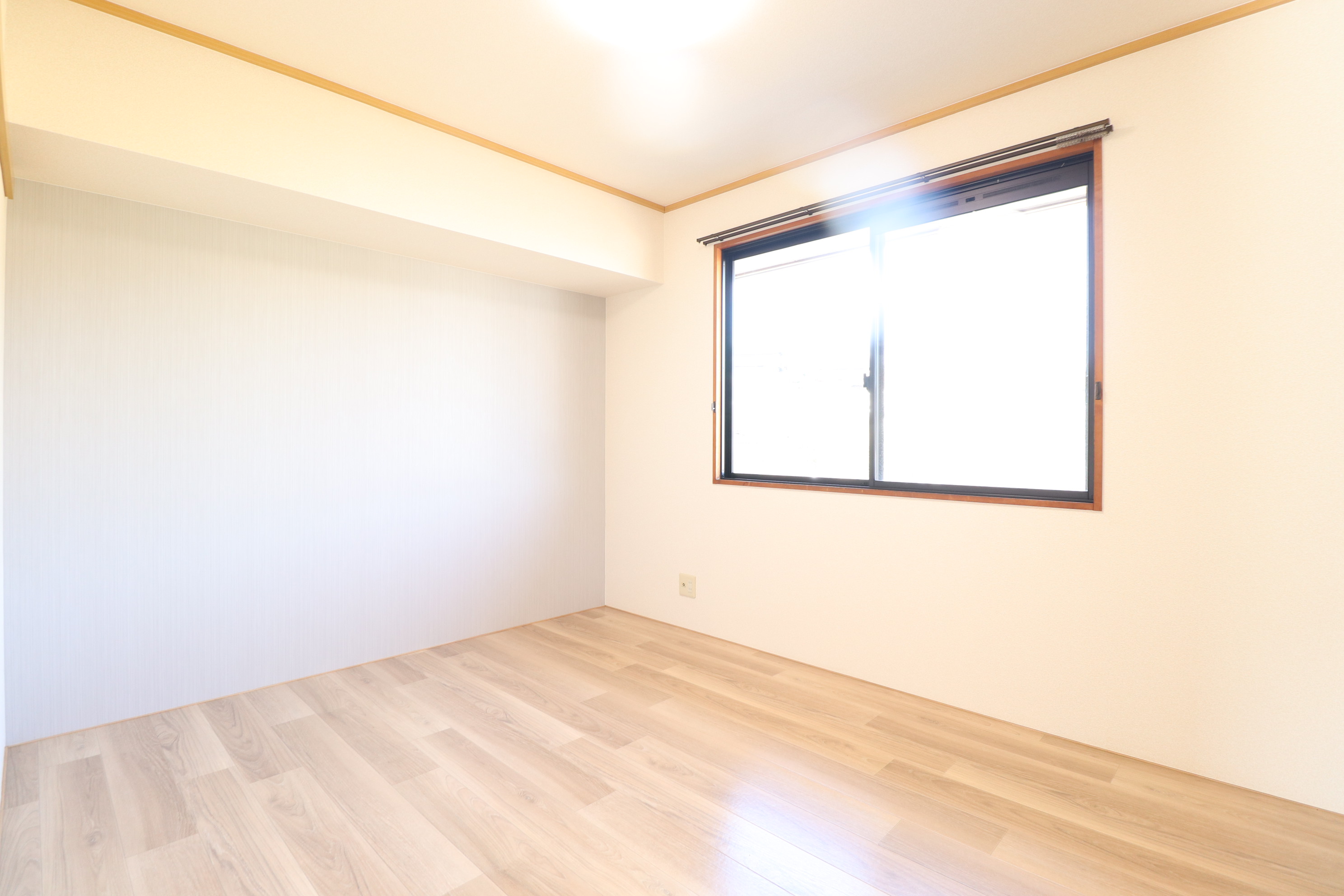 その他部屋・スペース　6帖の洋室！