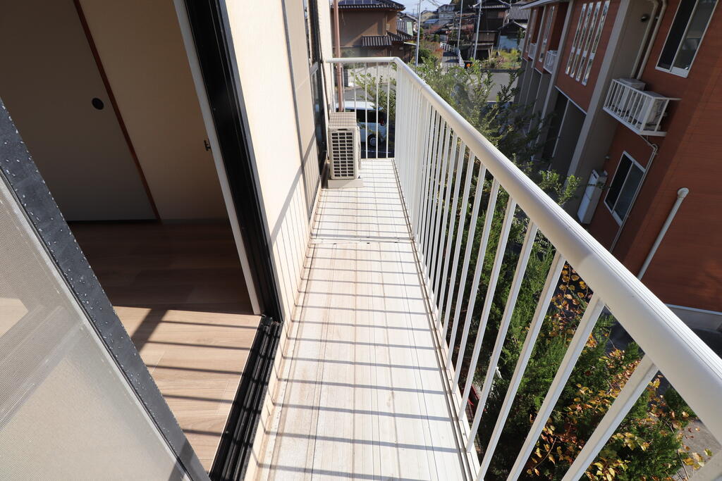 バルコニー　バルコニー！