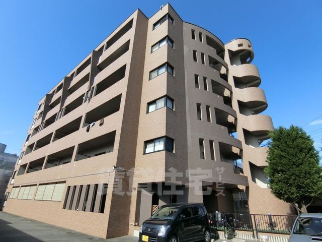 【京都市南区吉祥院東前田町のマンションの建物外観】