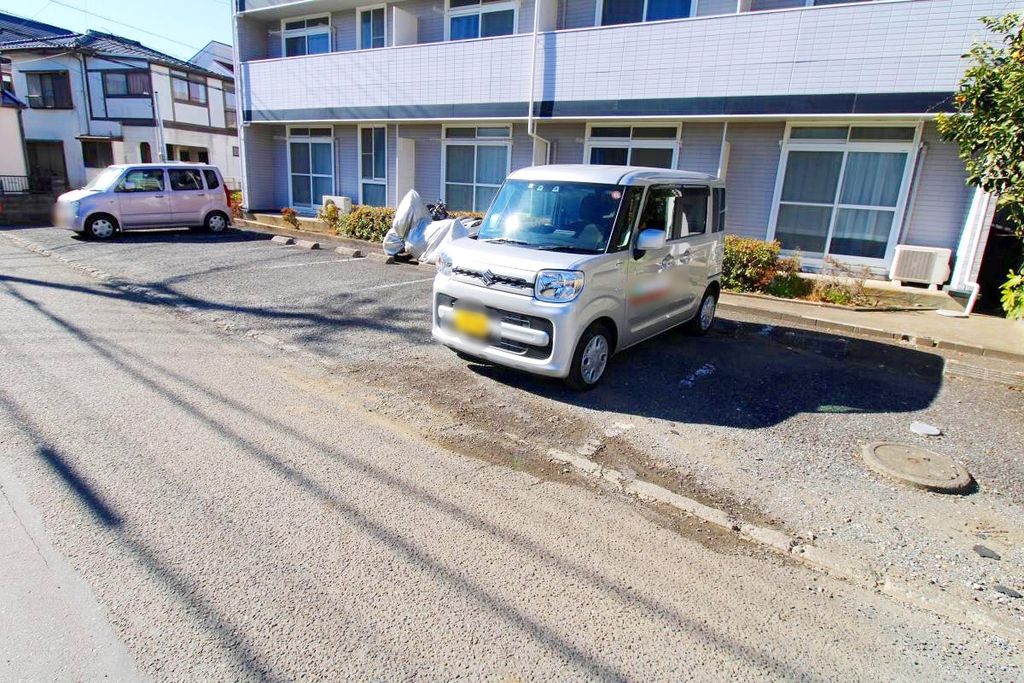 駐車場　駐車場