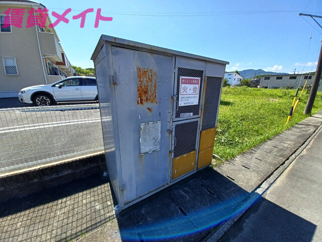 【伊勢市鹿海町のアパートのその他】