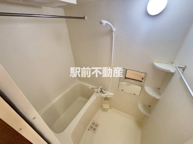 バス・シャワールーム　反転流用