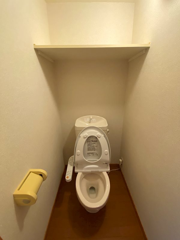 トイレ　※別のお部屋の写真です