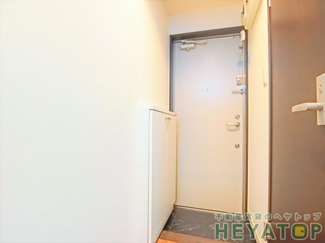 玄関　シューズボックス付き玄関（同仕様写真）