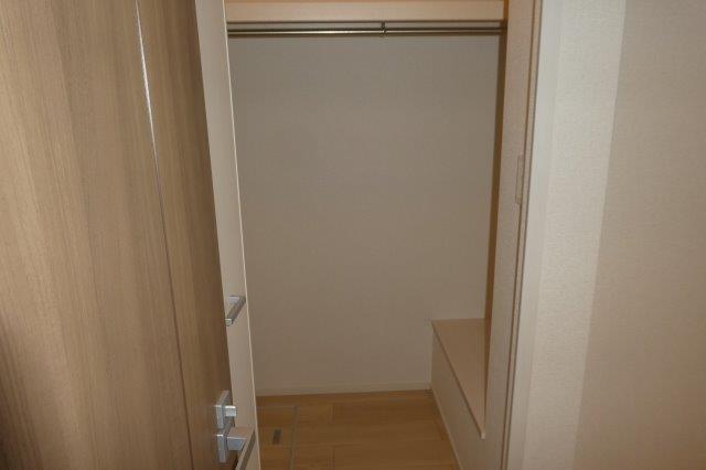 収納　ウォークインクローゼット