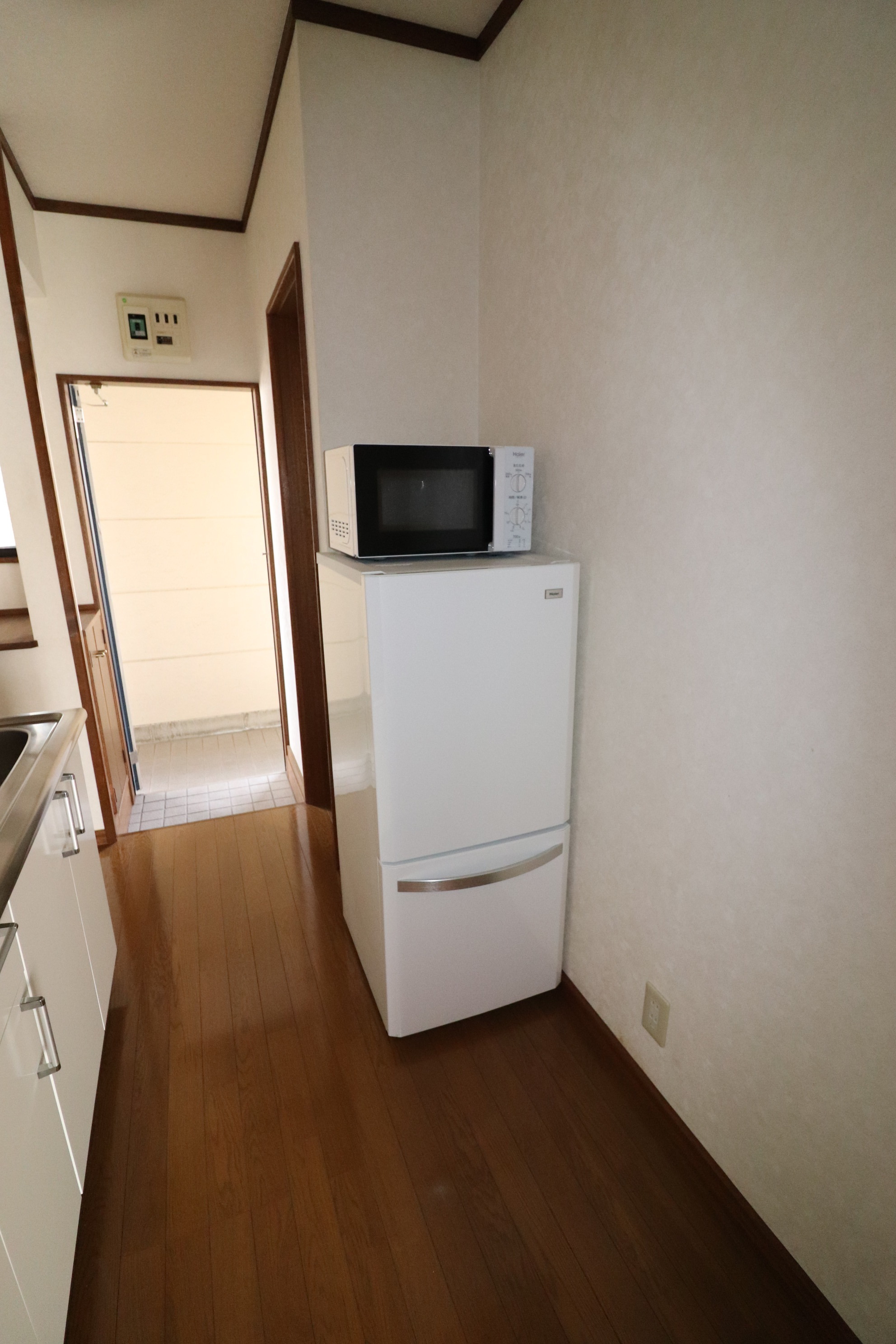その他　電子レンジ・冷蔵庫付き