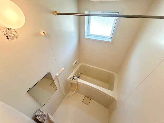 バス・シャワールーム　浴室乾燥機付き