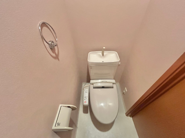 トイレ　シャワー付トイレ