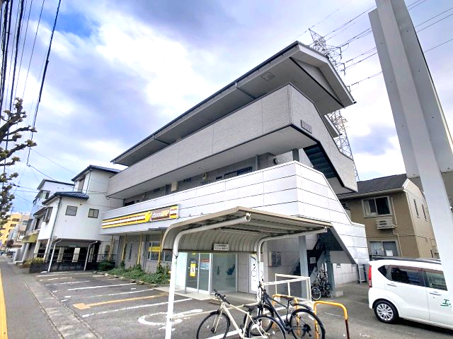 建物外観　2025年11月撮影