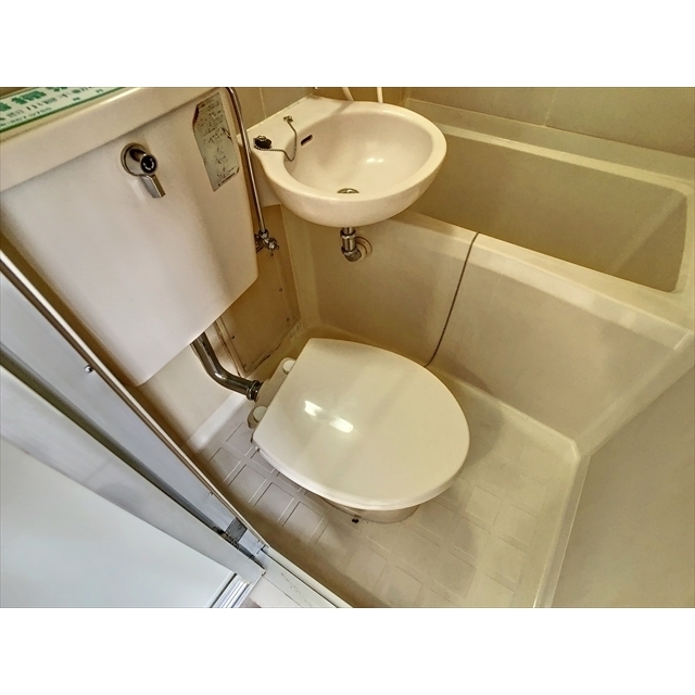 トイレ　清潔感のあるトイレです