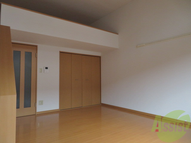 収納　クローゼットがこちらになります。大きいですね。