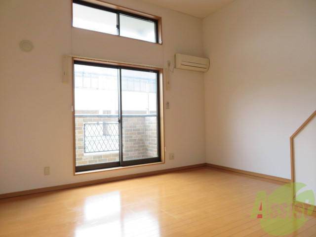 その他設備　エアコンも付いてるので入居日から使えますよ。