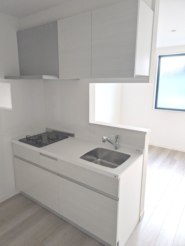 キッチン　※写真は同タイプ別部屋のものとなります。