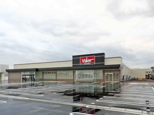 スーパー　バロー 春江店（スーパー）まで600m