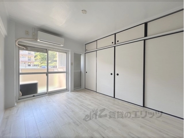 居室・リビング　洋室