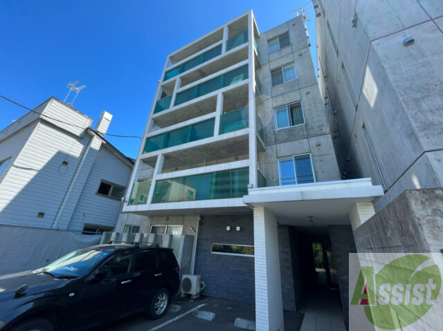 建物外観　札幌市北区北三十二条西「コローレＮ３２イースト」