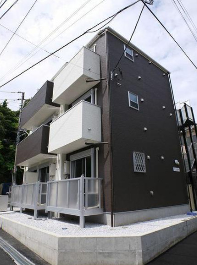 建物外観　ラテ横浜