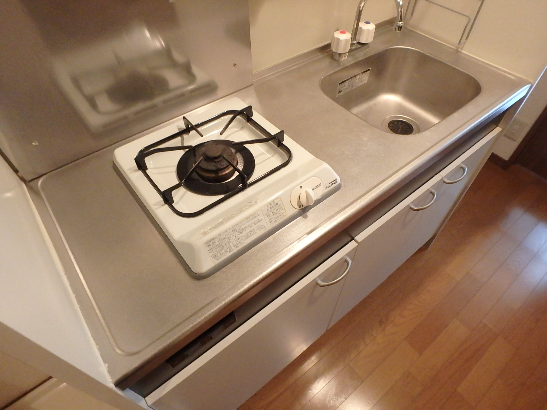 キッチン　●１口ガスコンロ付のキッチン