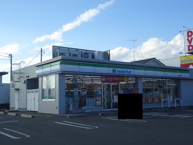 コンビニ　ファミリーマート下妻本城町店（コンビニ）まで774m