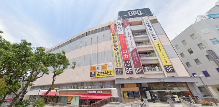 ショッピングセンター　湘南藤沢OPA（ショッピングセンター）まで450m
