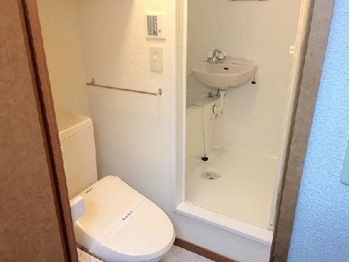 レオパレスKATAKURIのトイレ写真