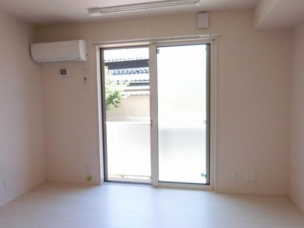 その他部屋・スペース　明るい洋室！