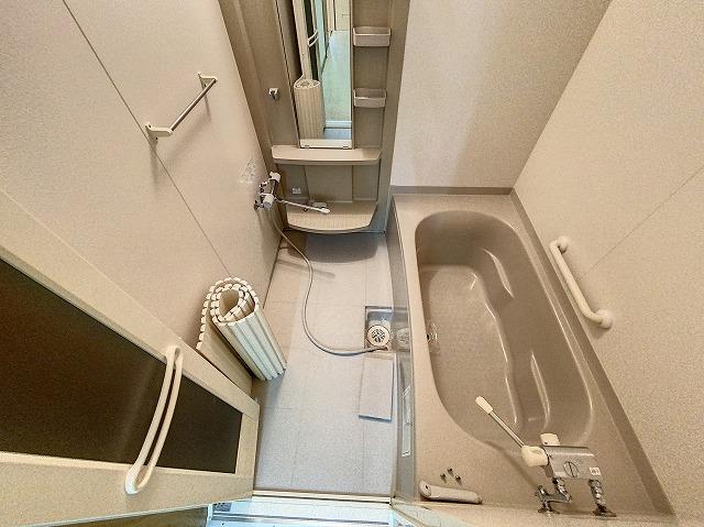 バス・シャワールーム　浴室