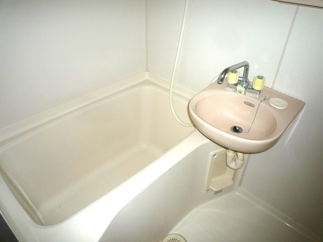 バス・シャワールーム　写真は205号室　現状優先
