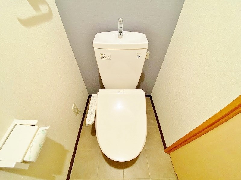 トイレ　★温水洗浄便座★