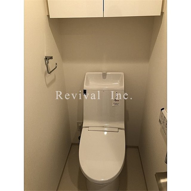 トイレ　シャワー機能付