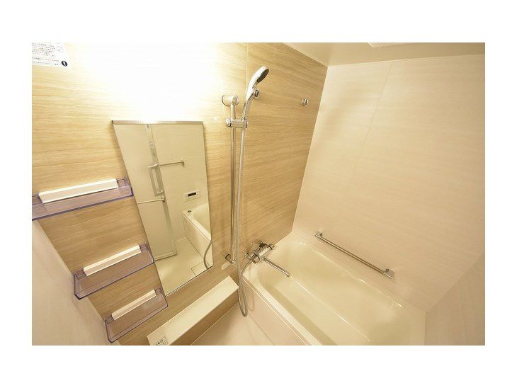 バス・シャワールーム　※別部屋参考写真