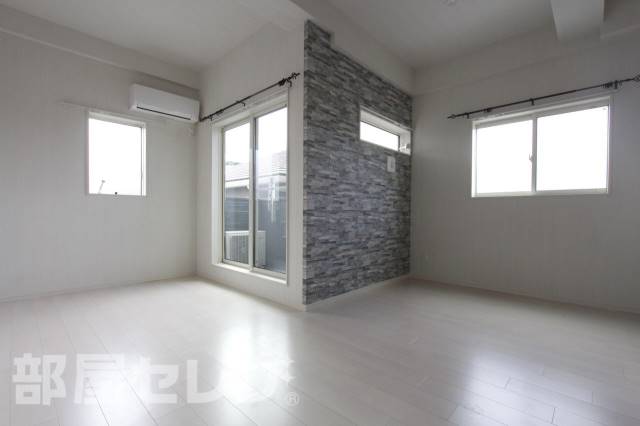 居室・リビング　※２０２号室撮影