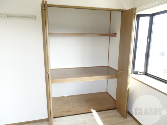 収納　洋室収納