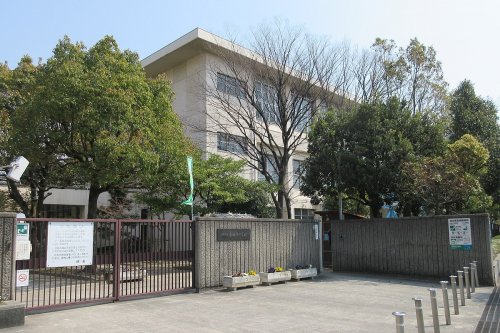 小学校　尼崎市立園田北小学校（小学校）まで766m