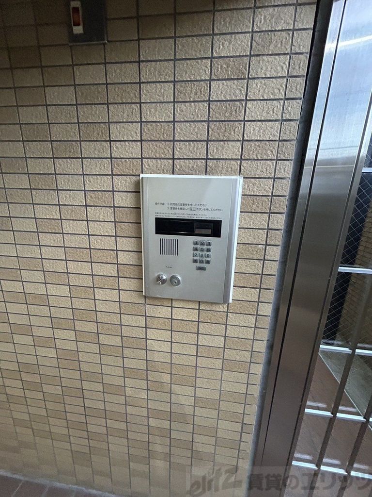 セキュリティ　下駄箱