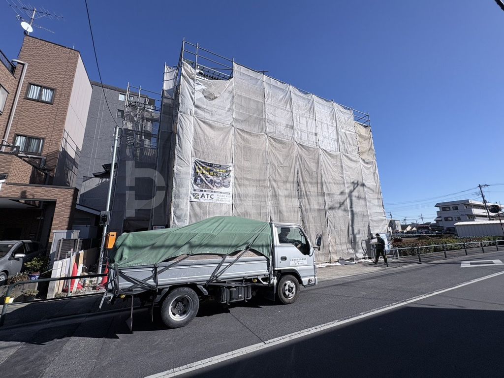 建物外観　駐車場