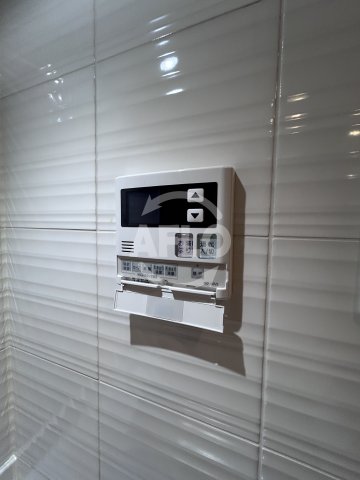 キッチン　S-RESIDENCE江坂Eminence　給湯器