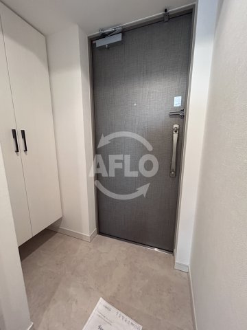 玄関　S-RESIDENCE江坂Eminence　玄関